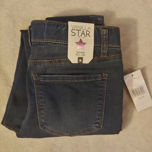 Vanilla Star Jeans - NWT Vanilla Star Mid Rise Pull On Jeggings Vanilla Star Jeans - NWT Vanilla Star Mid Rise Pull On Jeggings